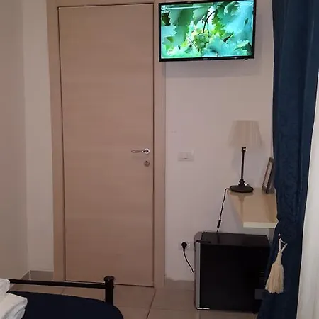 La Piazza Centrale Nocleg ze śniadaniem